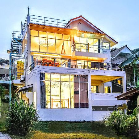 Beach Front Queen'S Castle - Kid Friendly, Holiday Like Royalty Ban Makham المظهر الخارجي الصورة