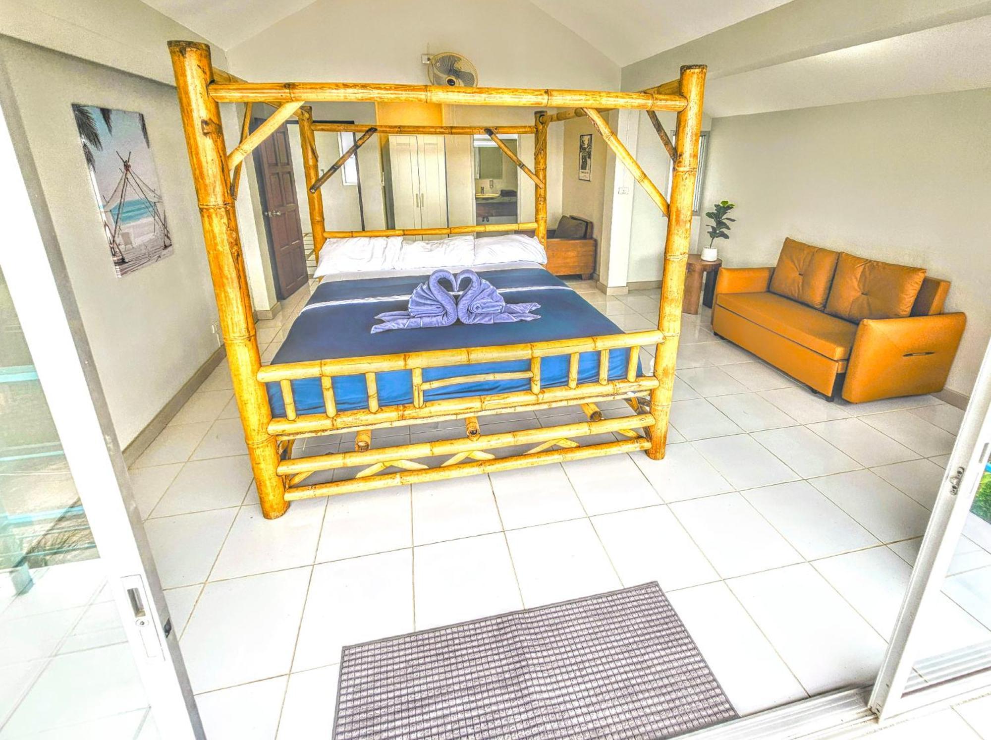 Beach Front Queen'S Castle - Kid Friendly, Holiday Like Royalty Ban Makham الغرفة الصورة