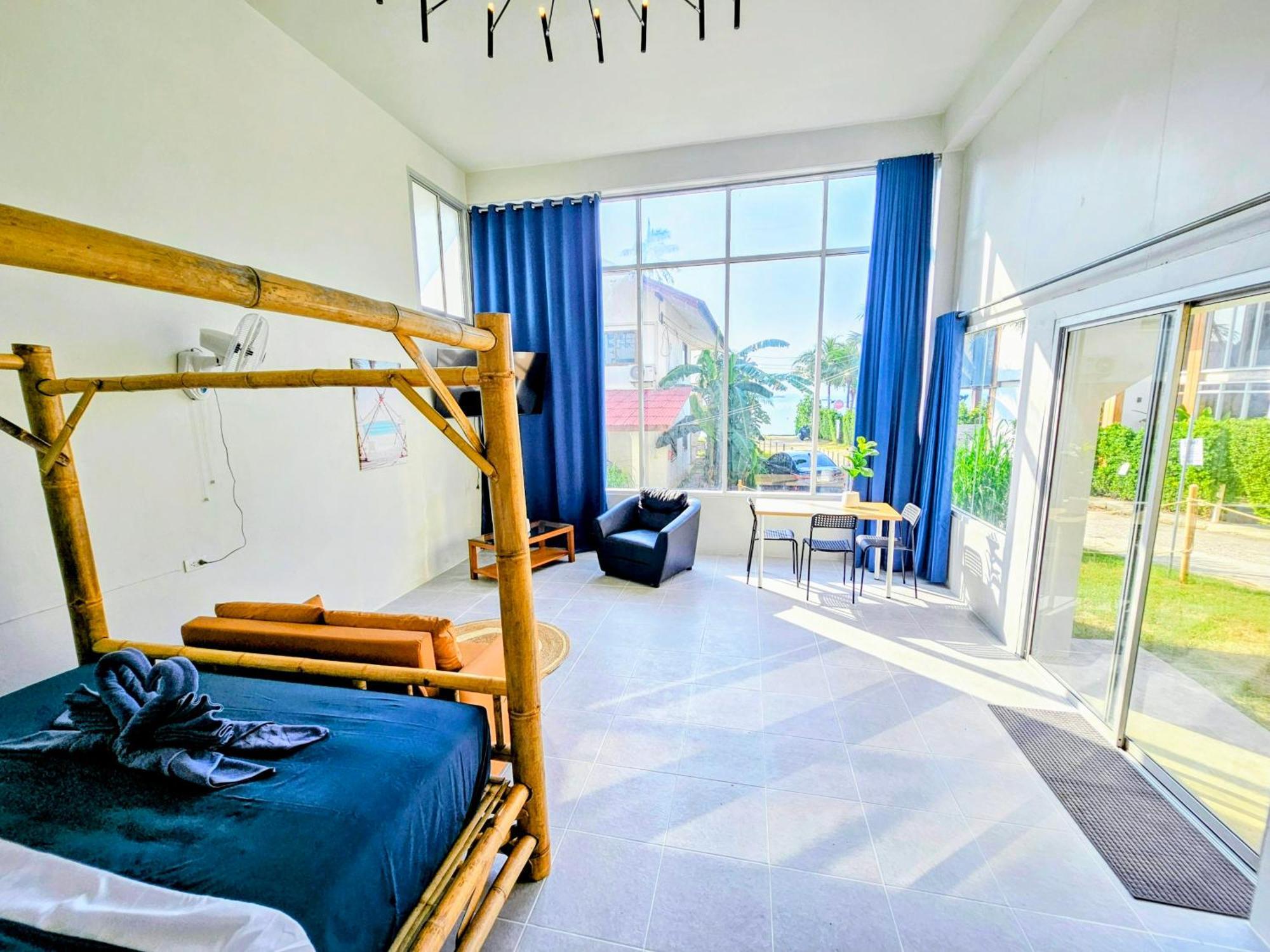 Beach Front Queen'S Castle - Kid Friendly, Holiday Like Royalty Ban Makham المظهر الخارجي الصورة