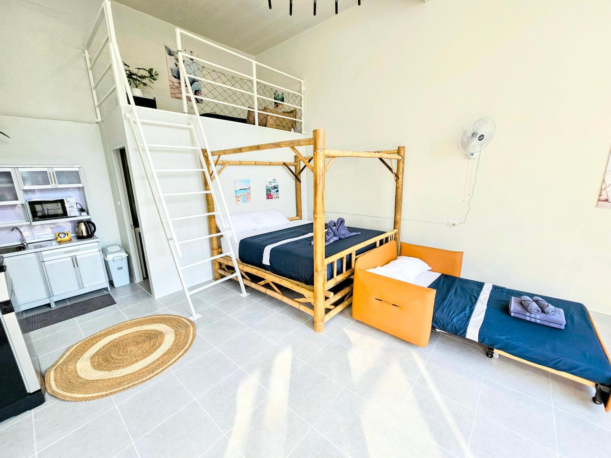 Beach Front Queen'S Castle - Kid Friendly, Holiday Like Royalty Ban Makham الغرفة الصورة